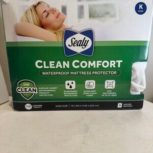 Sealy Clean Comfort King Waterproof Mattress Protector brand new